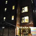 Travelers Planet Studio Type Hostel